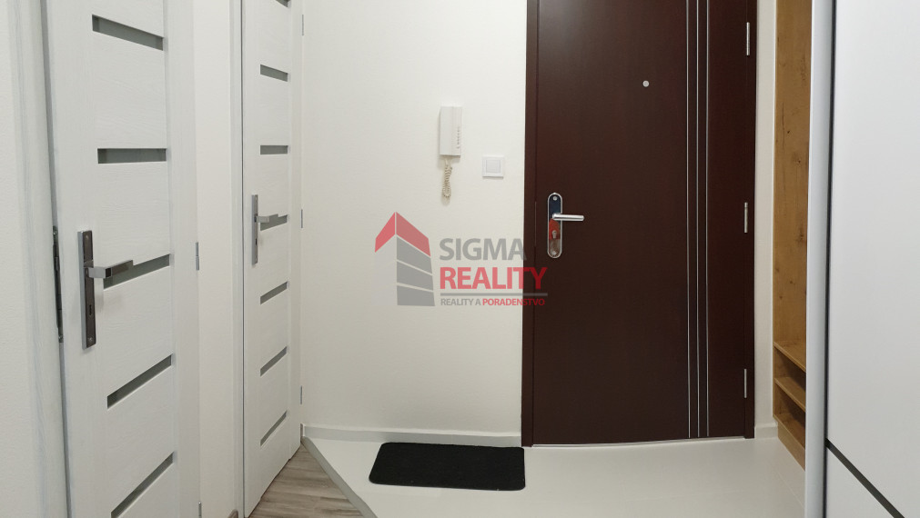 Prenájom 2-izbového bytu na sídl. Mier v Sp. Novej Vsi