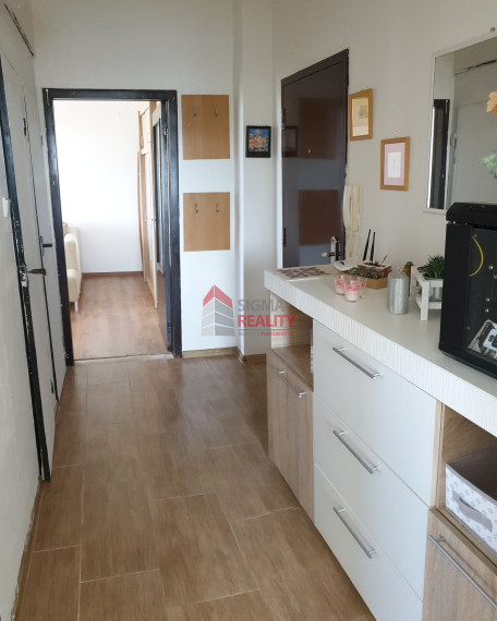 Predaj 3-izbového bytu s loggiou na sídl. Mier v SNV