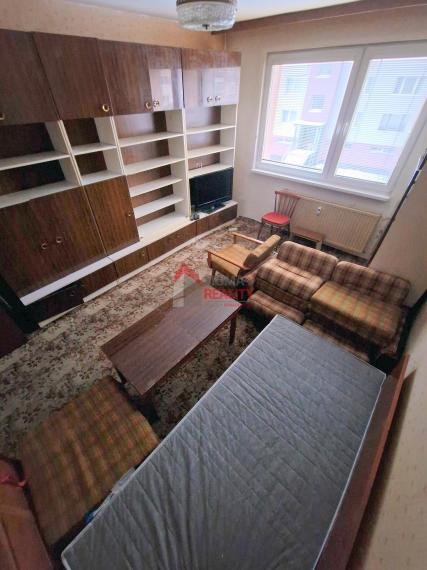 PREDANÉ - Predaj 1-izbového bytu, Západ I, Sp. Nová Ves