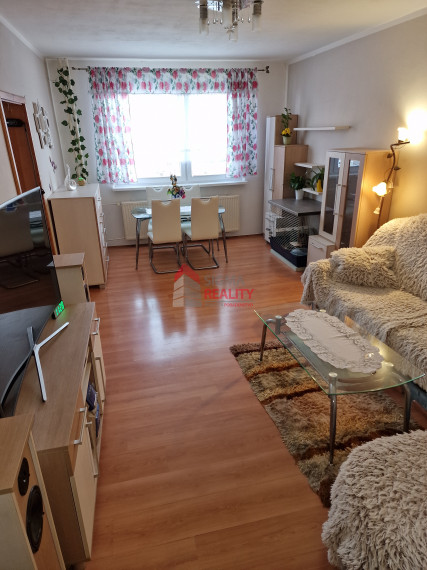 Predaj, slnenčný 3-izbový byt, LOGGIA, sídl. Starý Juh, Poprad