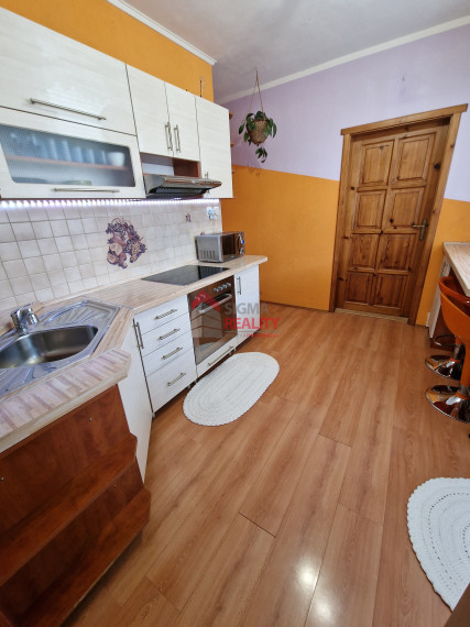 Predaj, slnenčný 3-izbový byt, LOGGIA, sídl. Starý Juh, Poprad