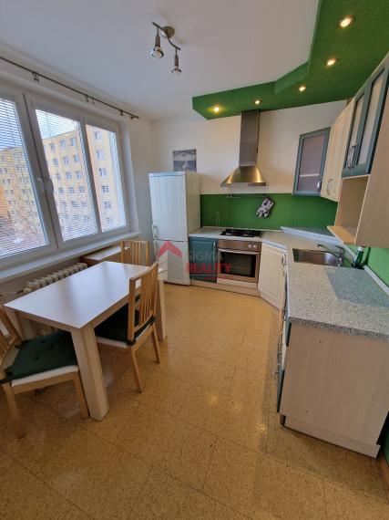 Prenajaté - Prenájom 2-izbového bytu, sídl. Mier, Sp. Nová Ves