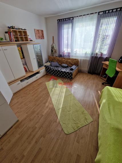 Predaj, 3-izbový byt, Západ I, Sp. Nová Ves