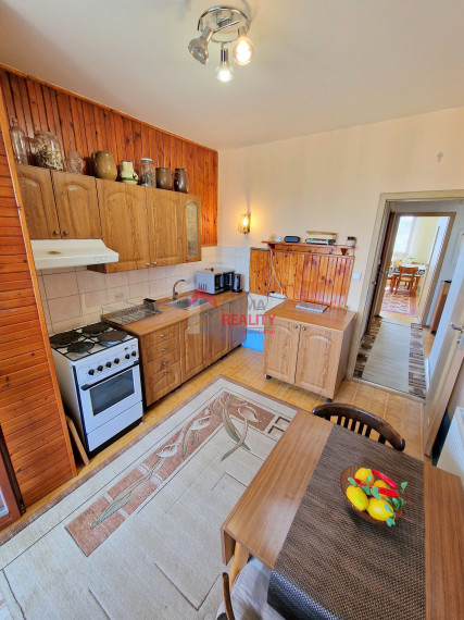 Predané -  4-izbový byt, LOGGIA, sídl. Mier, Sp. Nová Ves