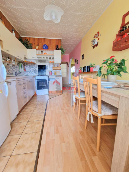 PREDANÉ - 3-izbový byt, LOGGIA, sídl. Západ I, Sp. Nová Ves