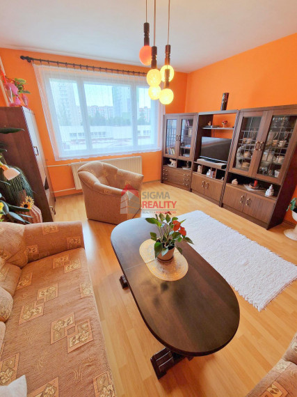 PREDANÉ - 3-izbový byt, LOGGIA, sídl. Západ I, Sp. Nová Ves