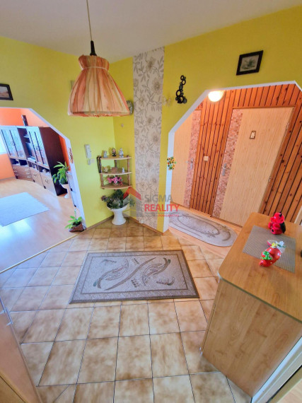 PREDANÉ - 3-izbový byt, LOGGIA, sídl. Západ I, Sp. Nová Ves