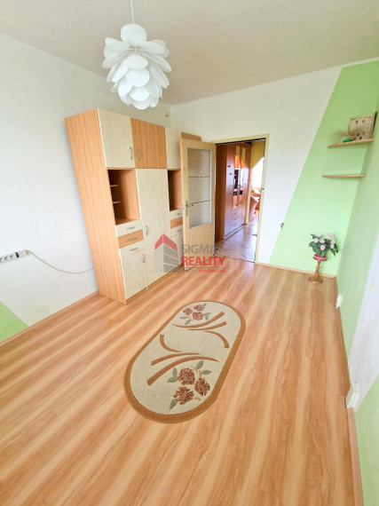 PREDANÉ - 3-izbový byt, LOGGIA, sídl. Západ I, Sp. Nová Ves