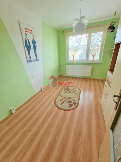 PREDANÉ - 3-izbový byt, LOGGIA, sídl. Západ I, Sp. Nová Ves