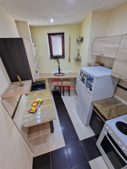 Predané - Predaj, atypický 1-izbový byt, Danišovce