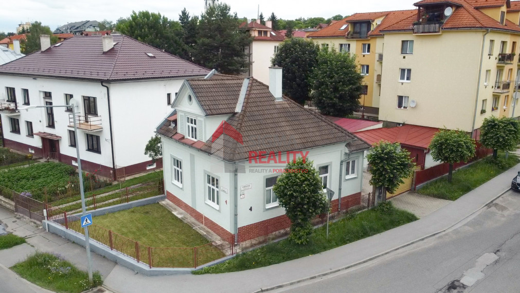 PREDANÉ - Rod. dom, centrum Sp. Novej Vsi