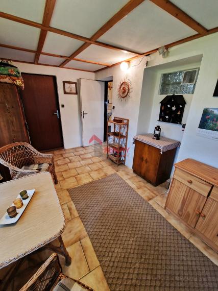 PREDANÉ - Chalupa/Rod. dom v obci Hrabušice, okres Sp. Nová Ves