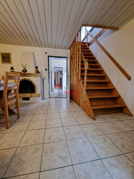 PREDANÉ - Chalupa/Rod. dom v obci Hrabušice, okres Sp. Nová Ves