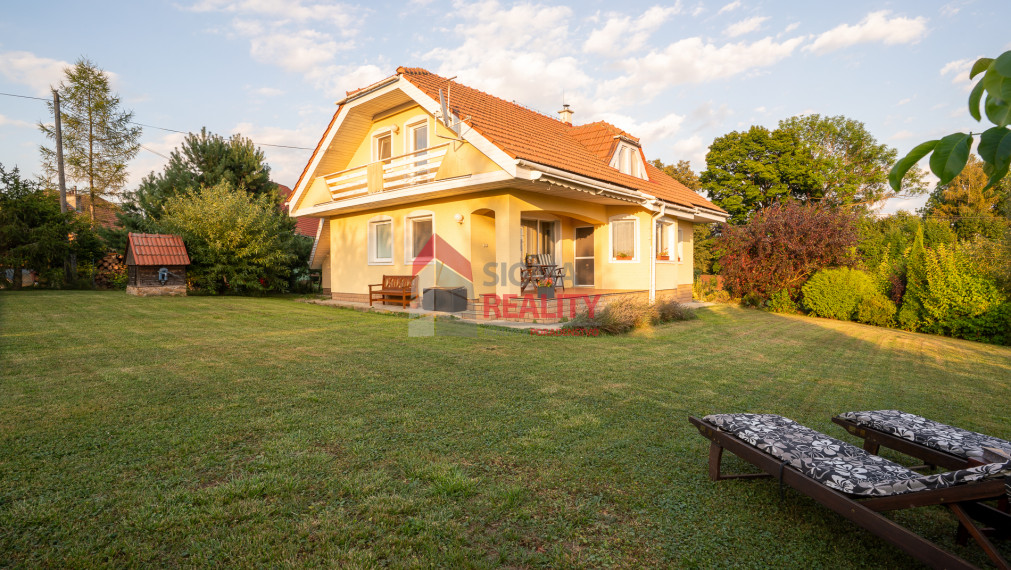 PREDANÉ -ZNÍŽENÁ CENA - EXKLUZÍVNE- ROD. DOM  Spišský Hrušov