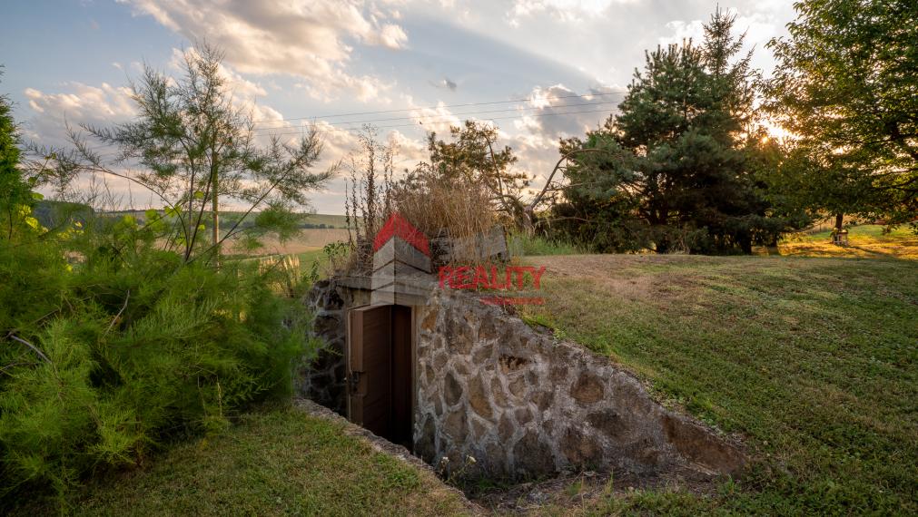 PREDANÉ -ZNÍŽENÁ CENA - EXKLUZÍVNE- ROD. DOM  Spišský Hrušov