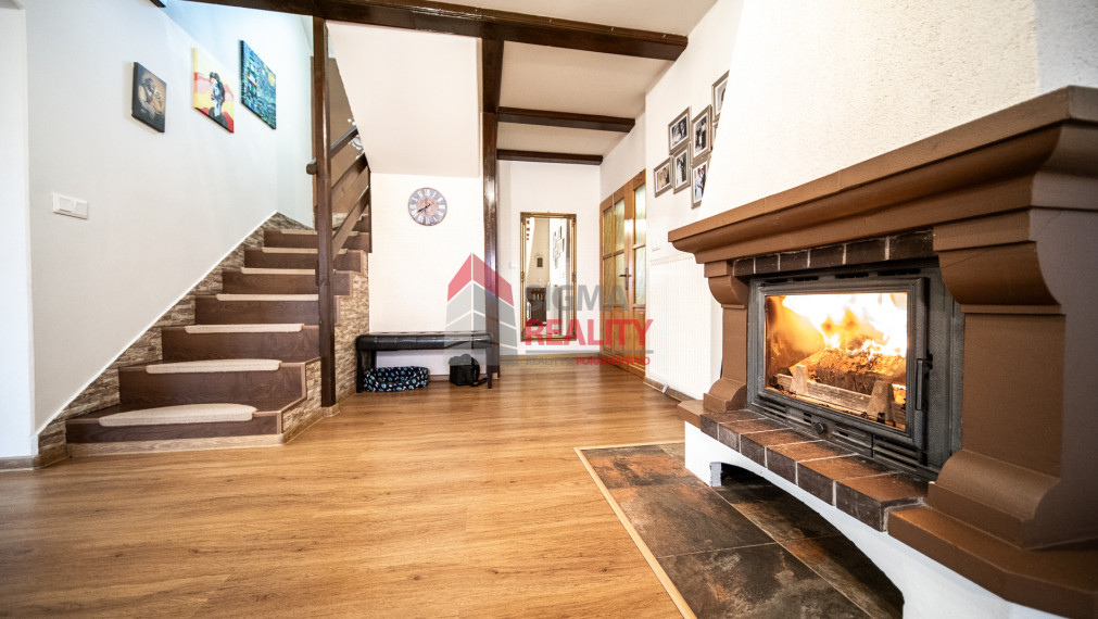 PREDANÉ -ZNÍŽENÁ CENA - EXKLUZÍVNE- ROD. DOM  Spišský Hrušov