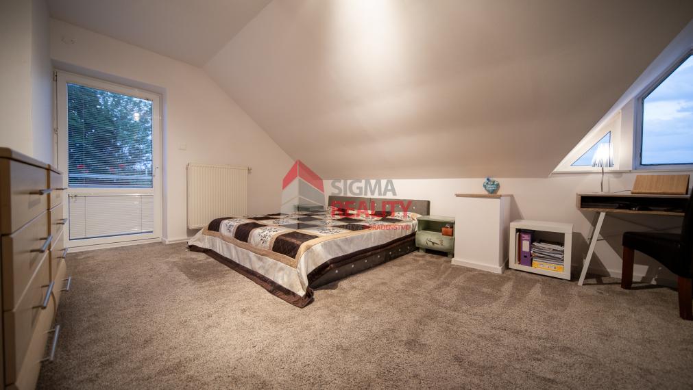 PREDANÉ -ZNÍŽENÁ CENA - EXKLUZÍVNE- ROD. DOM  Spišský Hrušov