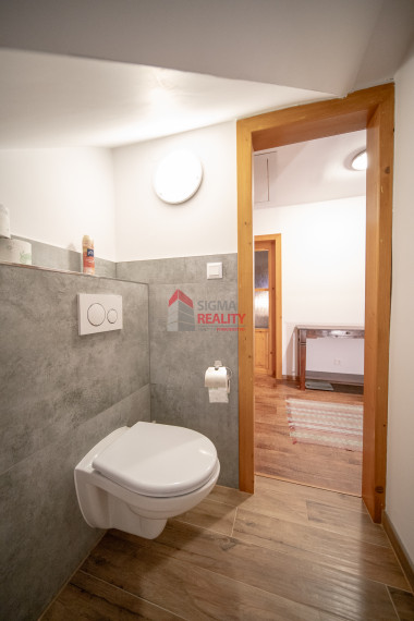 PREDANÉ -ZNÍŽENÁ CENA - EXKLUZÍVNE- ROD. DOM  Spišský Hrušov