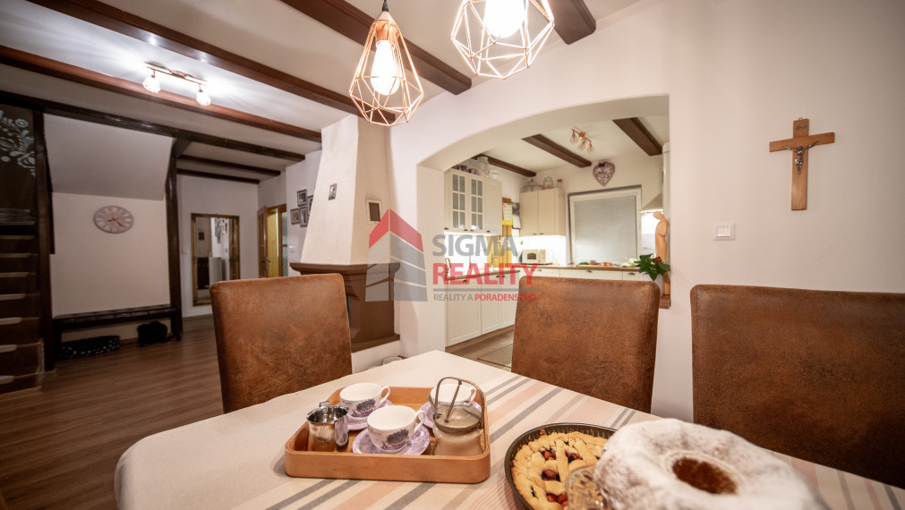 PREDANÉ -ZNÍŽENÁ CENA - EXKLUZÍVNE- ROD. DOM  Spišský Hrušov