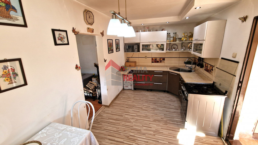 Predaj rod. domu v Helcmanovciach