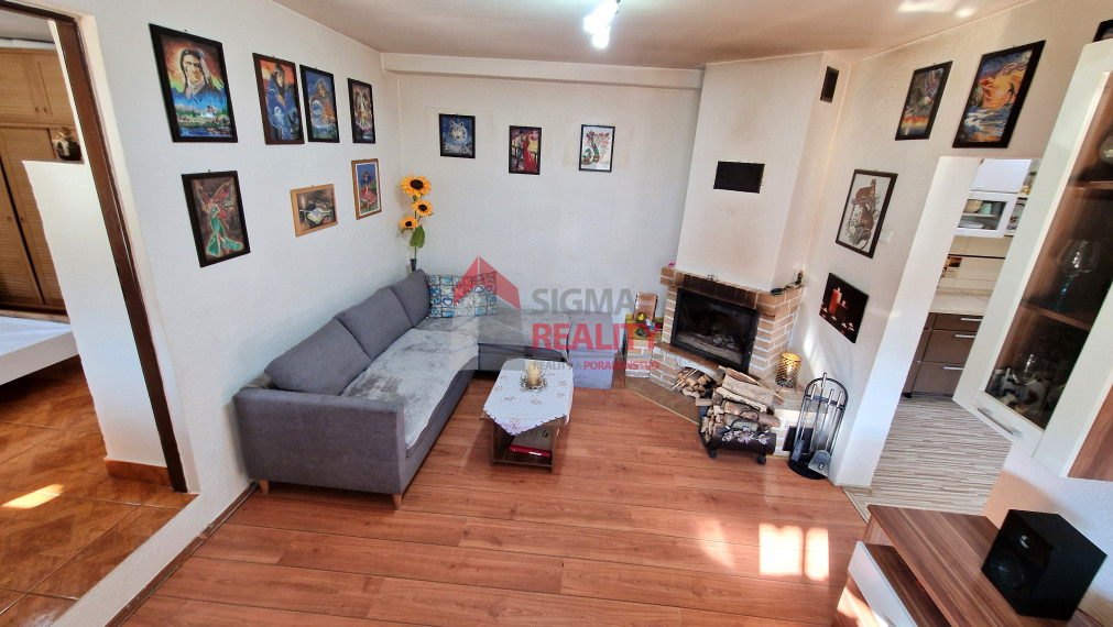 Predaj rod. domu v Helcmanovciach