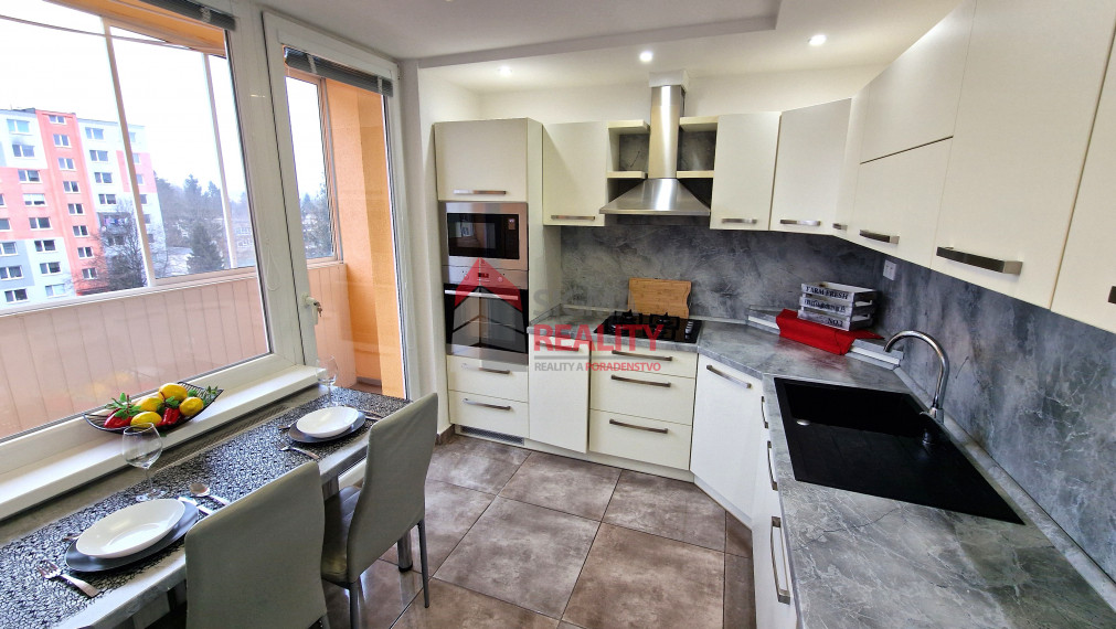 Prenajaté - Prenájom 2-izbového bytu, sídl. Tarča, Sp. Nová Ves