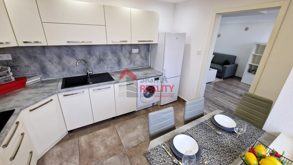 Prenajaté - Prenájom 2-izbového bytu, sídl. Tarča, Sp. Nová Ves