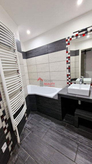 Prenajaté - Prenájom 2-izbového bytu, sídl. Tarča, Sp. Nová Ves