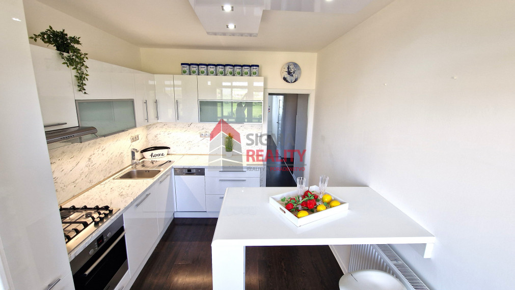 Predané - 4-izbový byt, sídl. Mier, Sp. Nová Ves