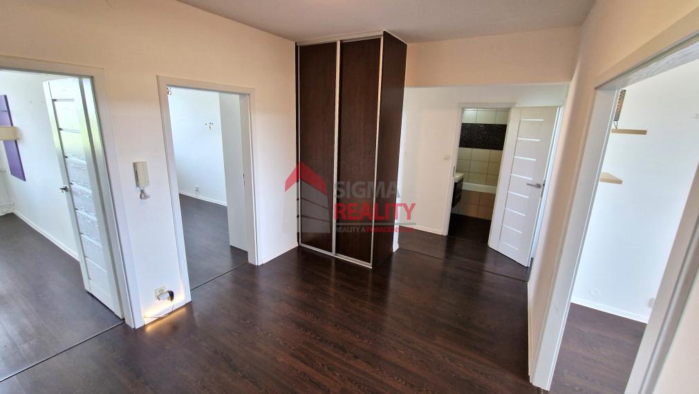 Predané - 4-izbový byt, sídl. Mier, Sp. Nová Ves