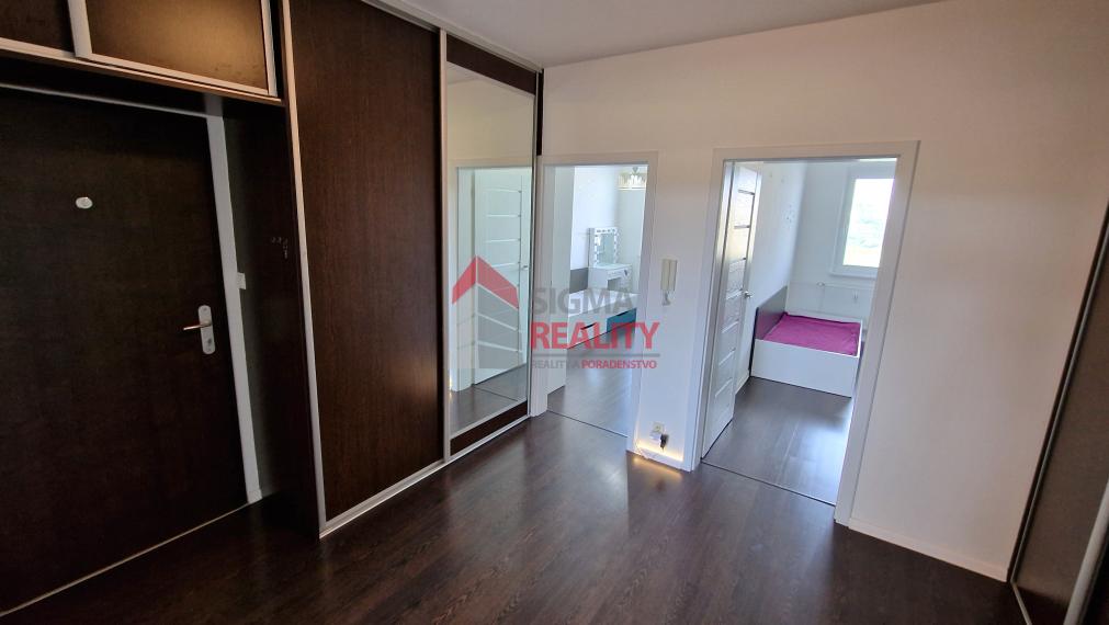 Predané - 4-izbový byt, sídl. Mier, Sp. Nová Ves