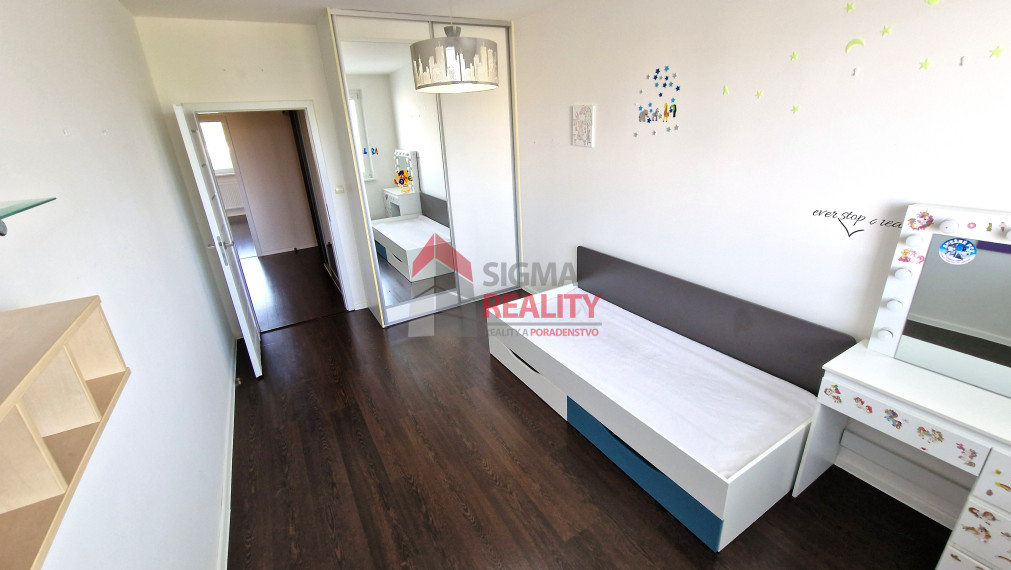 Predané - 4-izbový byt, sídl. Mier, Sp. Nová Ves