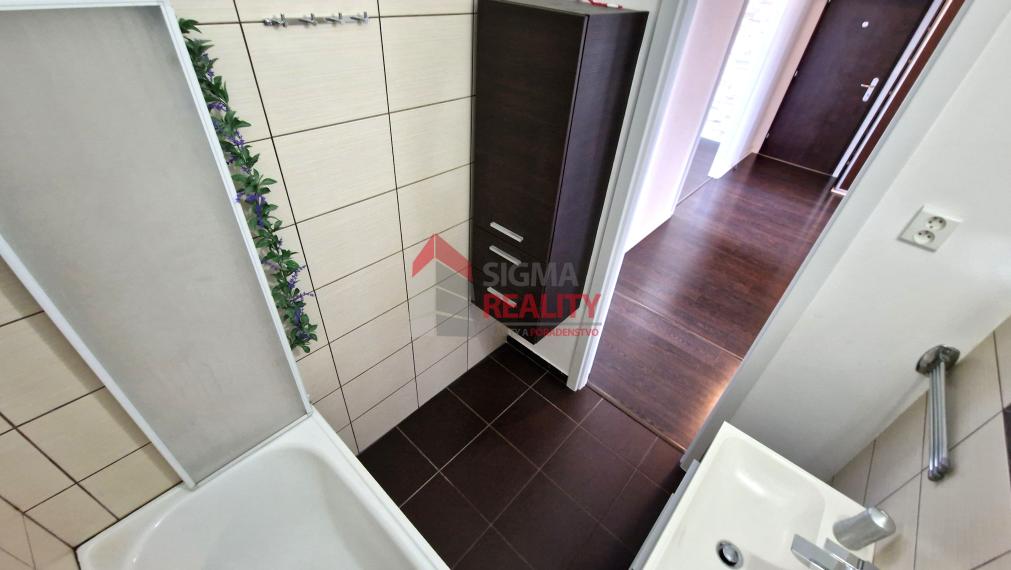 Predané - 4-izbový byt, sídl. Mier, Sp. Nová Ves