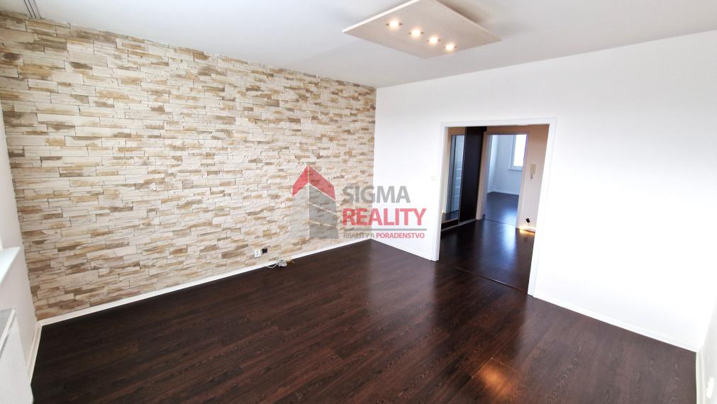 Prenájom 4-izbového bytu v Sp. Novej Vsi