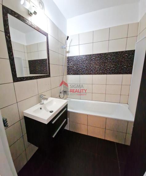 Prenájom 4-izbového bytu v Sp. Novej Vsi