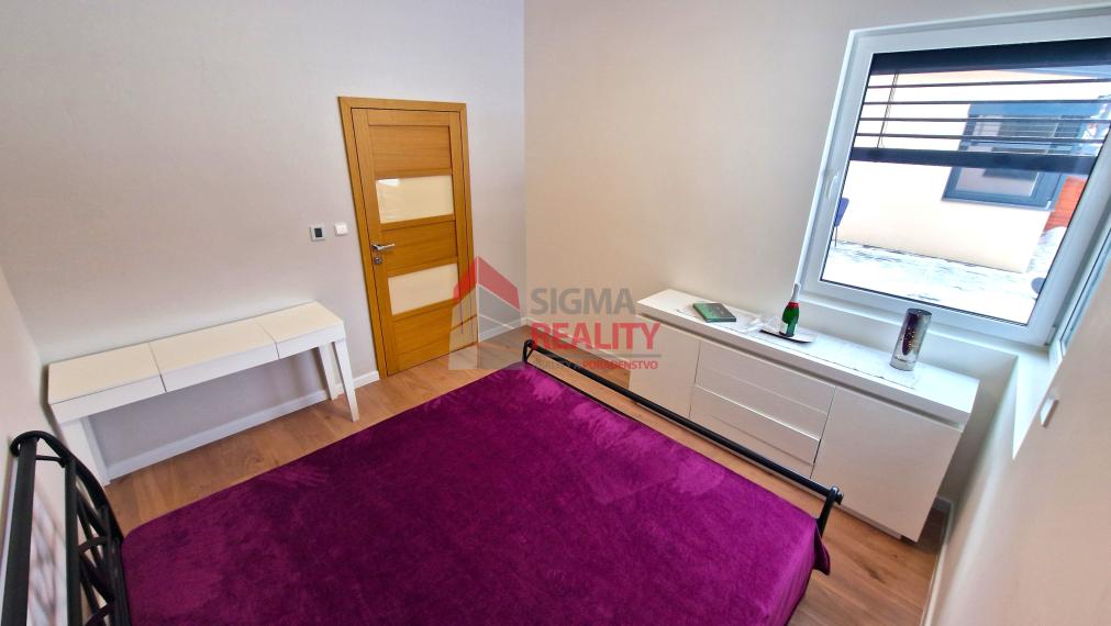 Moderný dom na Poráči, okr. Sp. Nová Ves