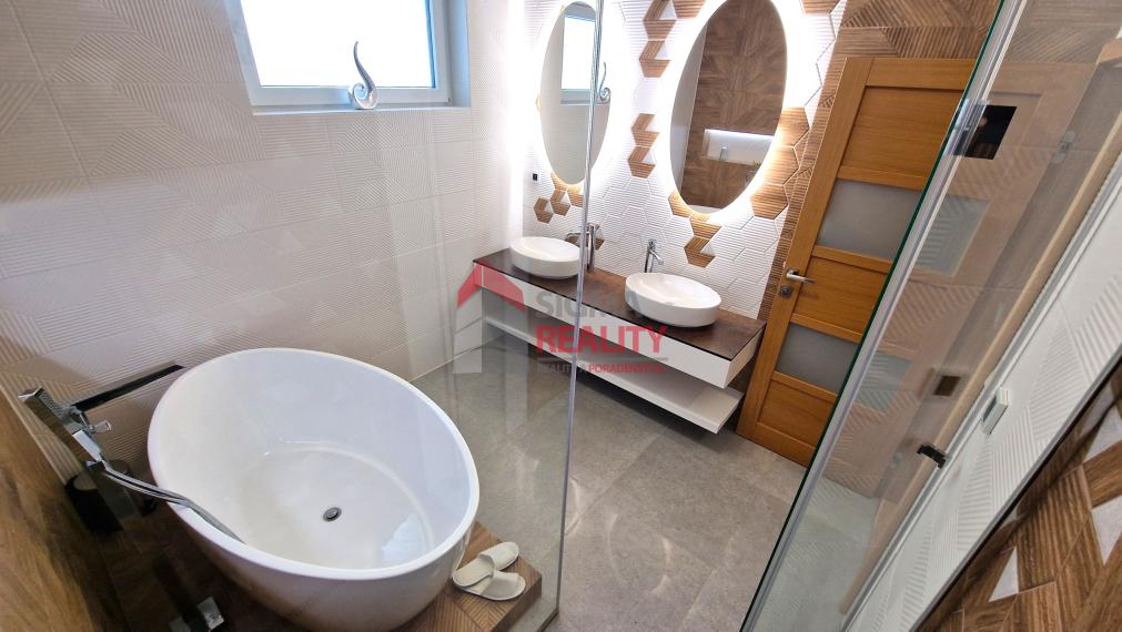 Moderný dom na Poráči, okr. Sp. Nová Ves