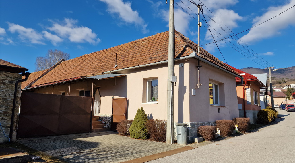 Predaj rod. domu v Helcmanovciach