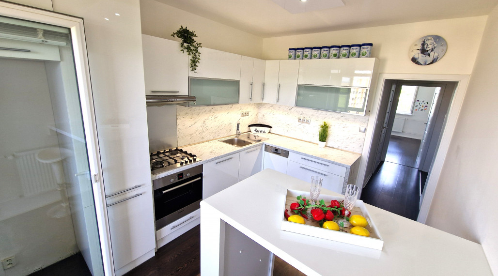 Predané - 4-izbový byt, sídl. Mier, Sp. Nová Ves