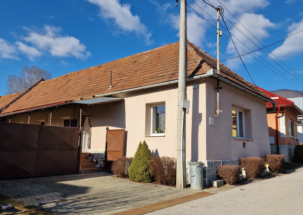 Predaj rod. domu v Helcmanovciach